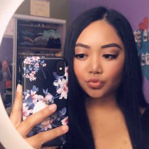 Meet your Posher, Andrea monique